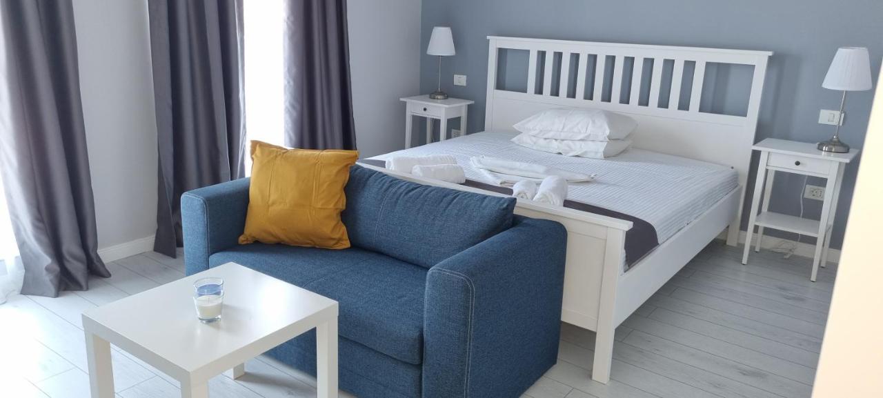 Chg Boutique Hotel Костинещи Екстериор снимка