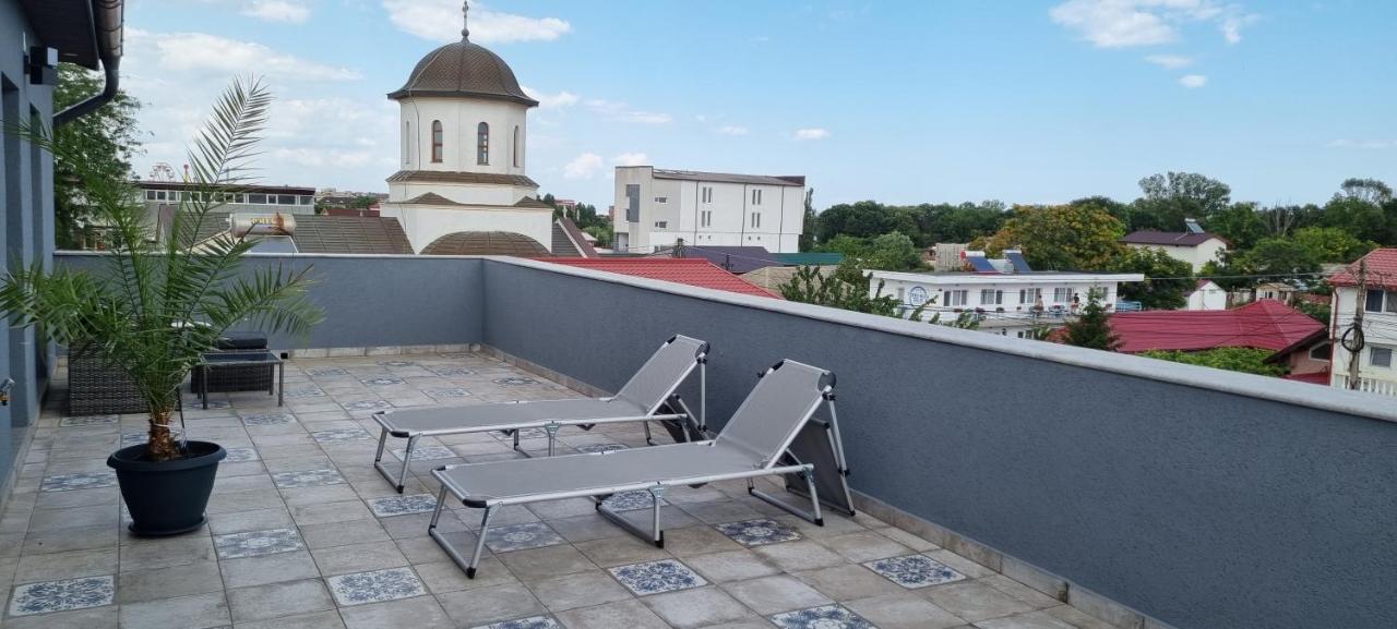 Chg Boutique Hotel Костинещи Екстериор снимка