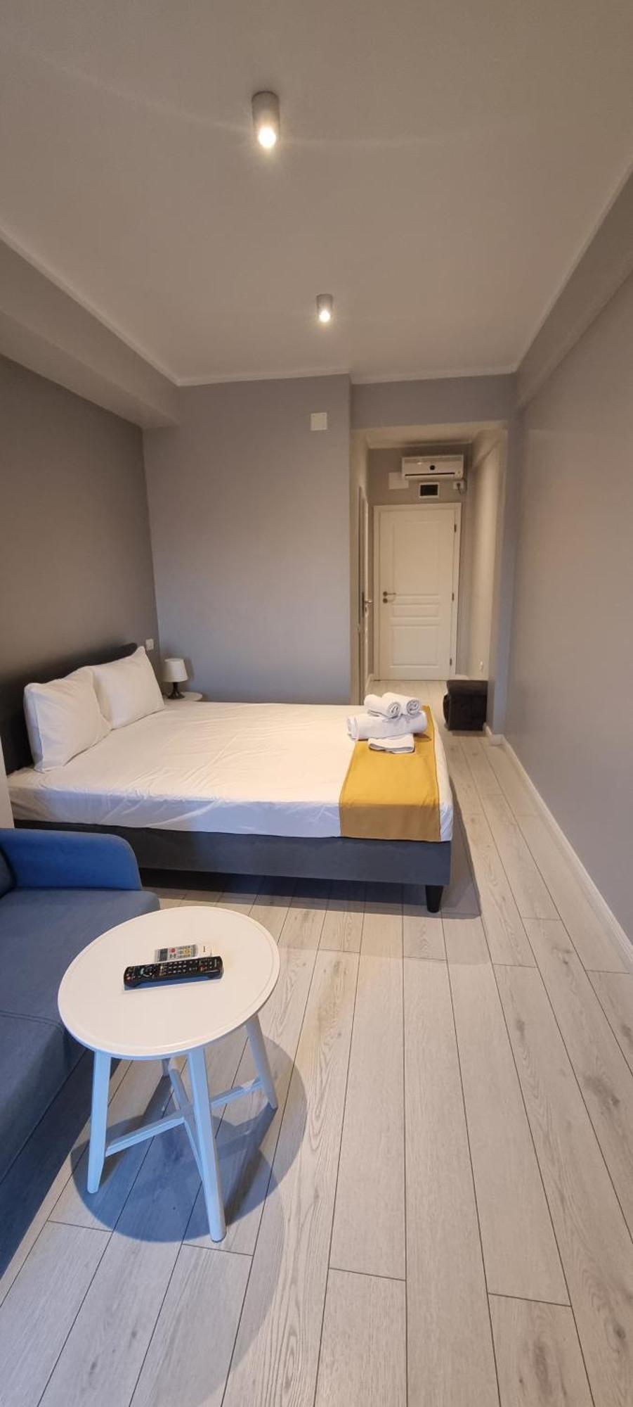 Chg Boutique Hotel Костинещи Стая снимка